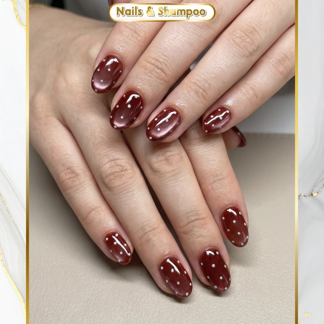 Gel nails art